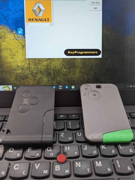 Прив'язка, прошивка ключа карти Рено меган 2 сценік 2 л
