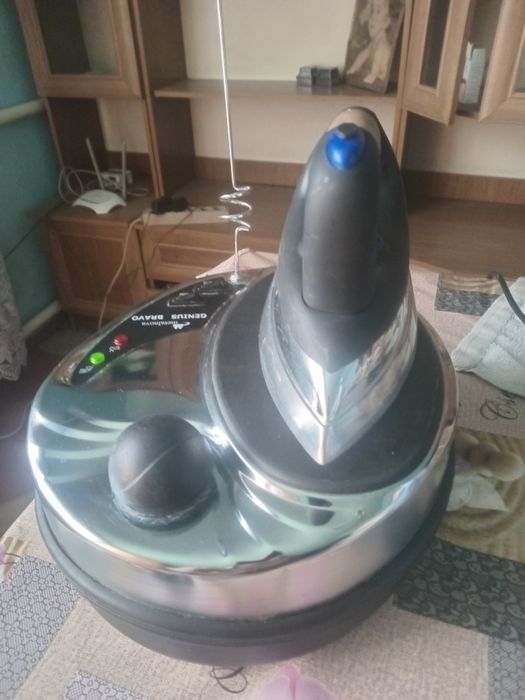 Продам Це професійний парогенератор з праскою Metalnova Genius Bravo.!!