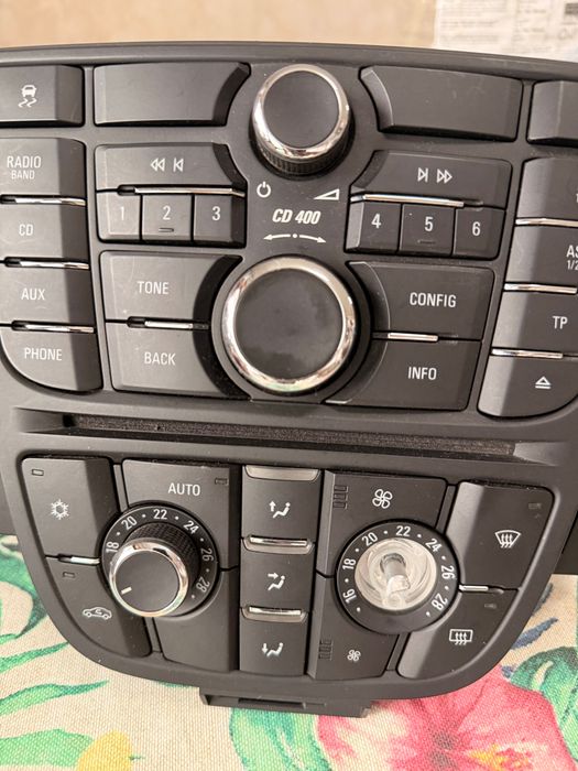 Frontal rádio Opel
