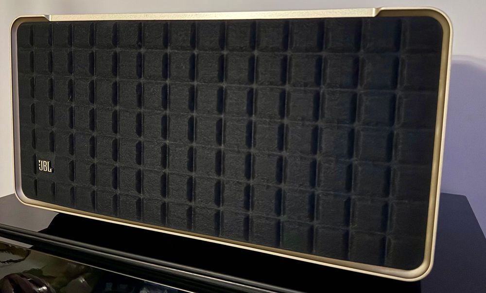 JBL Authentics 500