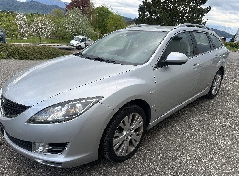 Mazda 6  2.0 дизель  2010 рік зі Швейцаріі для військових