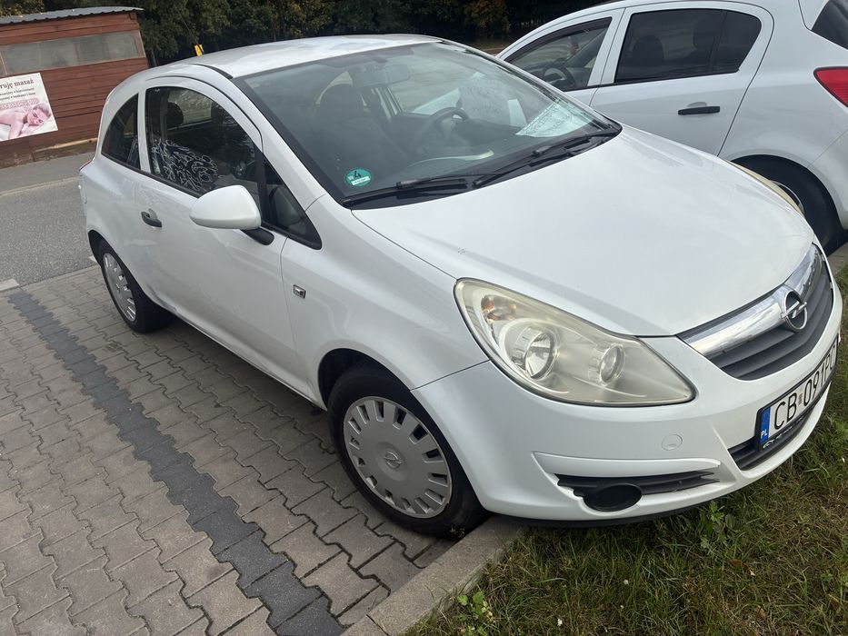 Opel corsa D 2008r
