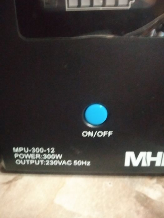 Продам бесперебойник чистый синус для котла и освещения .