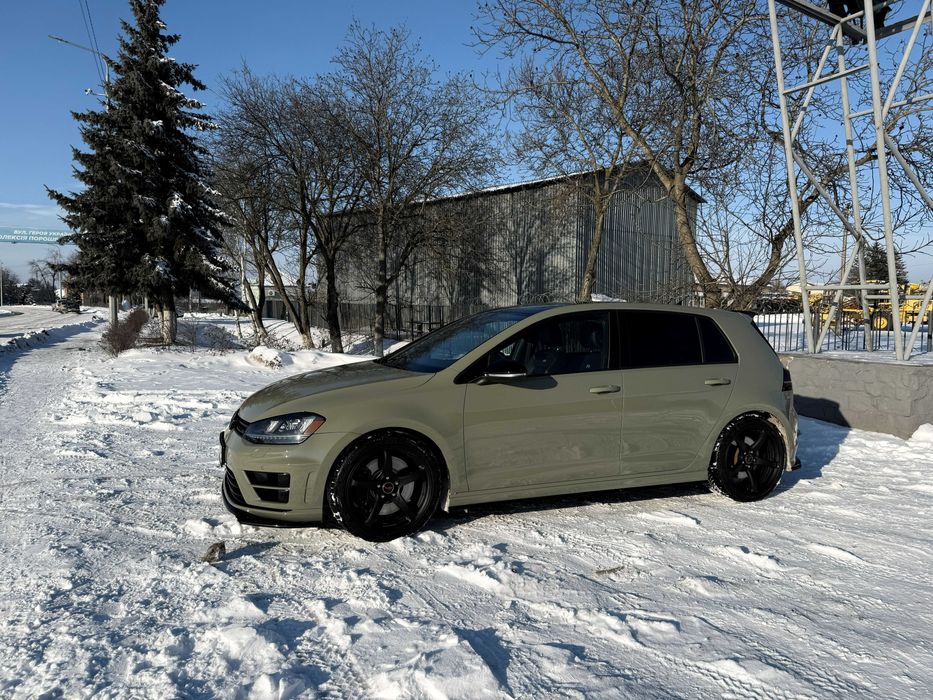 Volkswagen Golf R MK7