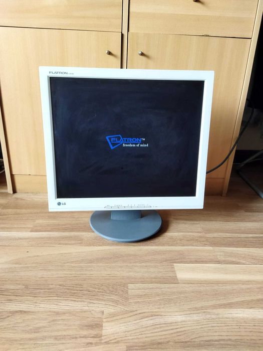 Monitor LG 19 Polegadas447325850064005120