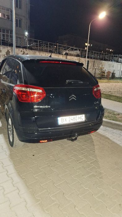 Машина CITROEN C4 picasso