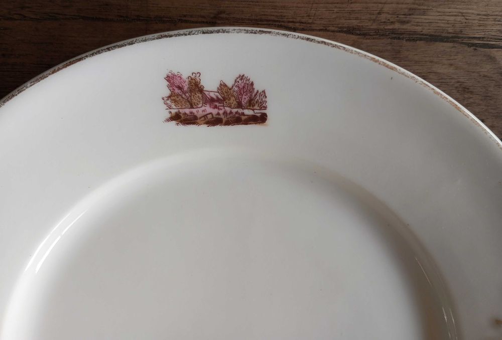 Antigo prato de torradas em porcelana Vista Alegre 1881 a 1921