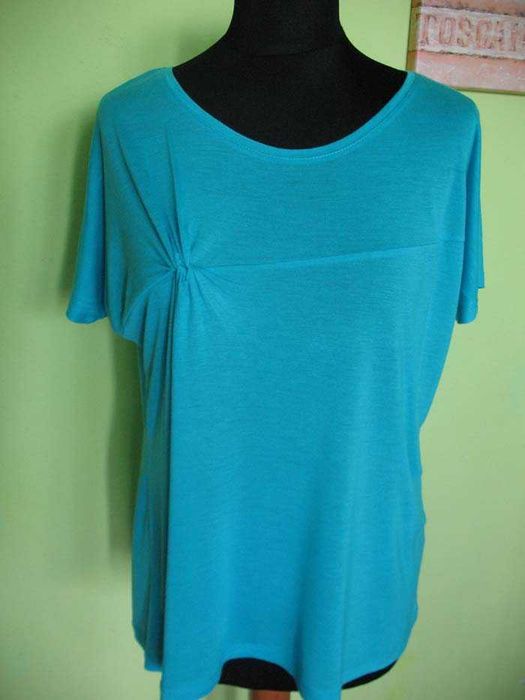 Bluzka - z dzianiny - rozmiar 42 XL biust 108+ cm Janina