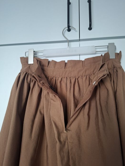 Brązowa spódnica w kolano rozmiar L H&M