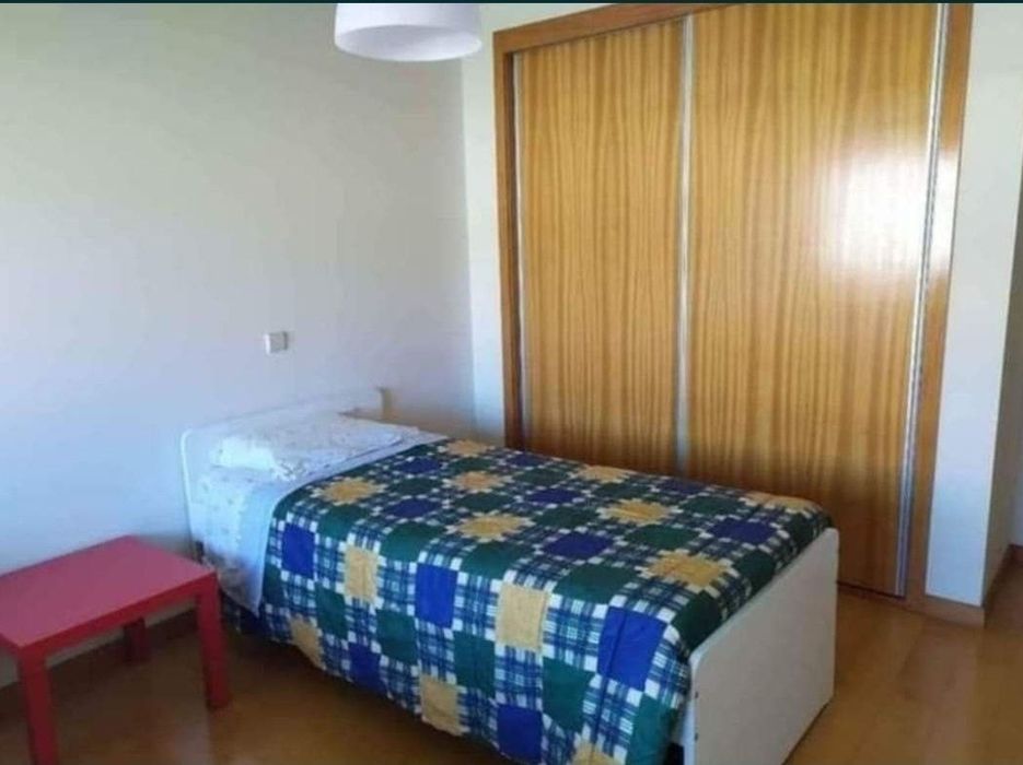 Arrendo quarto duplo ou individual, Fraião, Braga