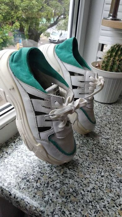 красовки женские