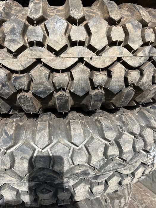 Колеса шини 1200 18(320-457) газ 66 нові