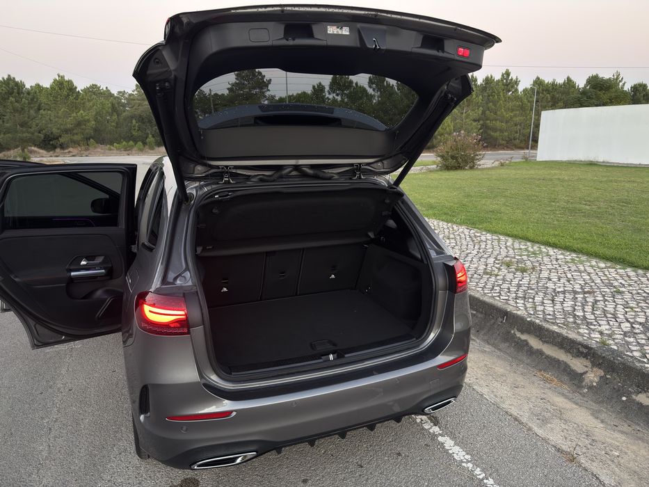 Mercedes B180d AMG Line Aut. Pack Night, Keyless go, Mbux Pack advance plus  Vitalicio