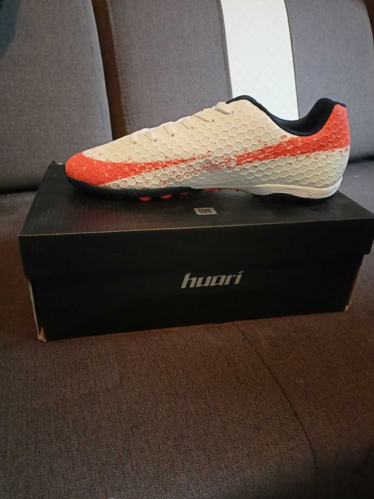 Obuwie sportowe nowe