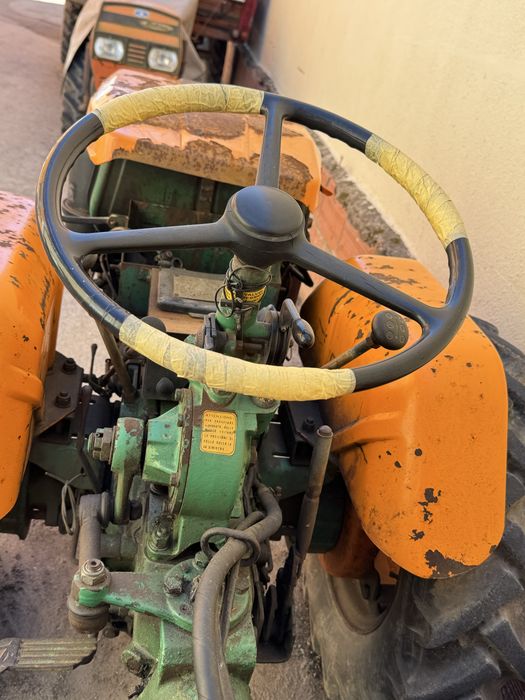 Trator Goldoni 1 cilindro