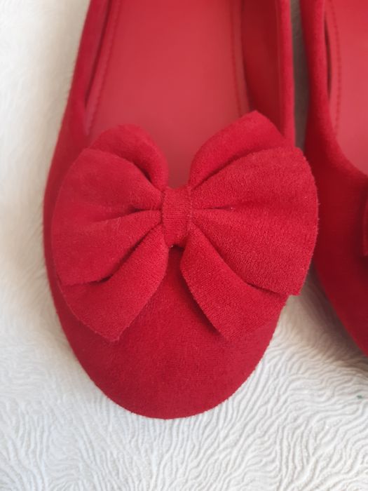 Червоні балетки  для дівчинки  34р устілка 21.5см