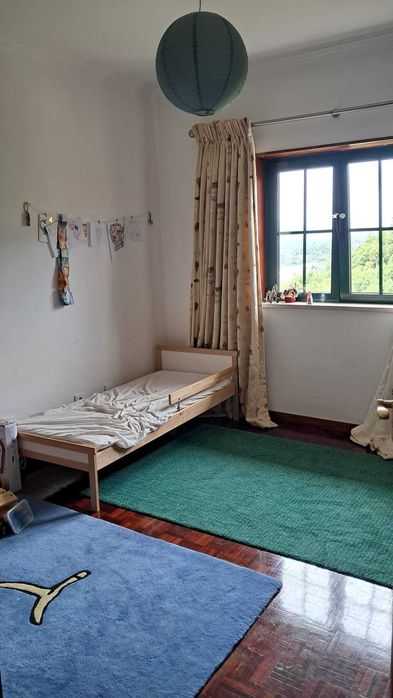 IKEA Sniglar cama infantil / para crianças pequenas COM estrada, colchão e protetor de colchão