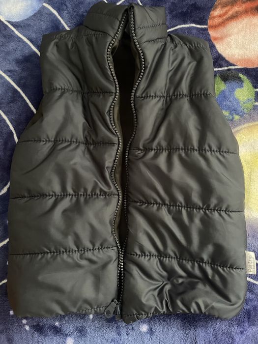 Костюм(весна)тройка,на мальчика