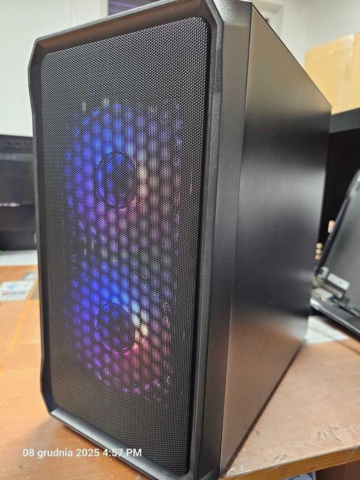 RTX 5050 32GB RAM 512SSD i5-10 gen RGB