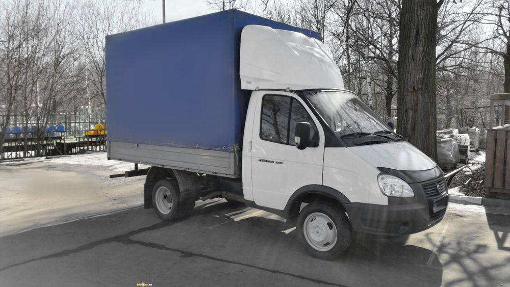 Вивіз сміття та хламу непотребу гілок меблів техніки. Бус Газель ЗІЛ