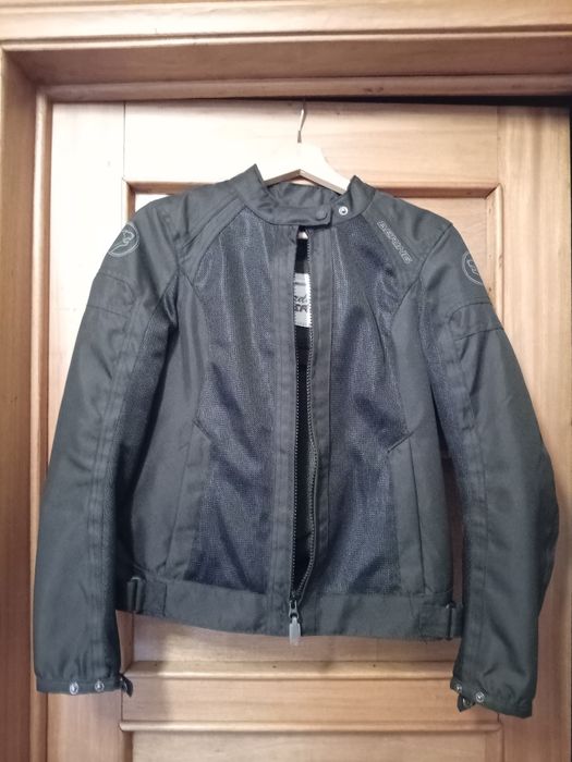 Bering Casaco Moto Verão Senhora Tamanho T1 serve bem em alguém