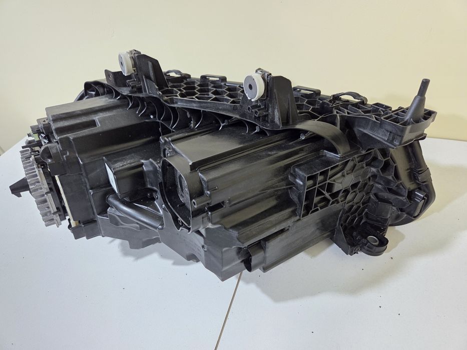 Фара права BMW X5 X6 G05 G06 2024-2026 USA