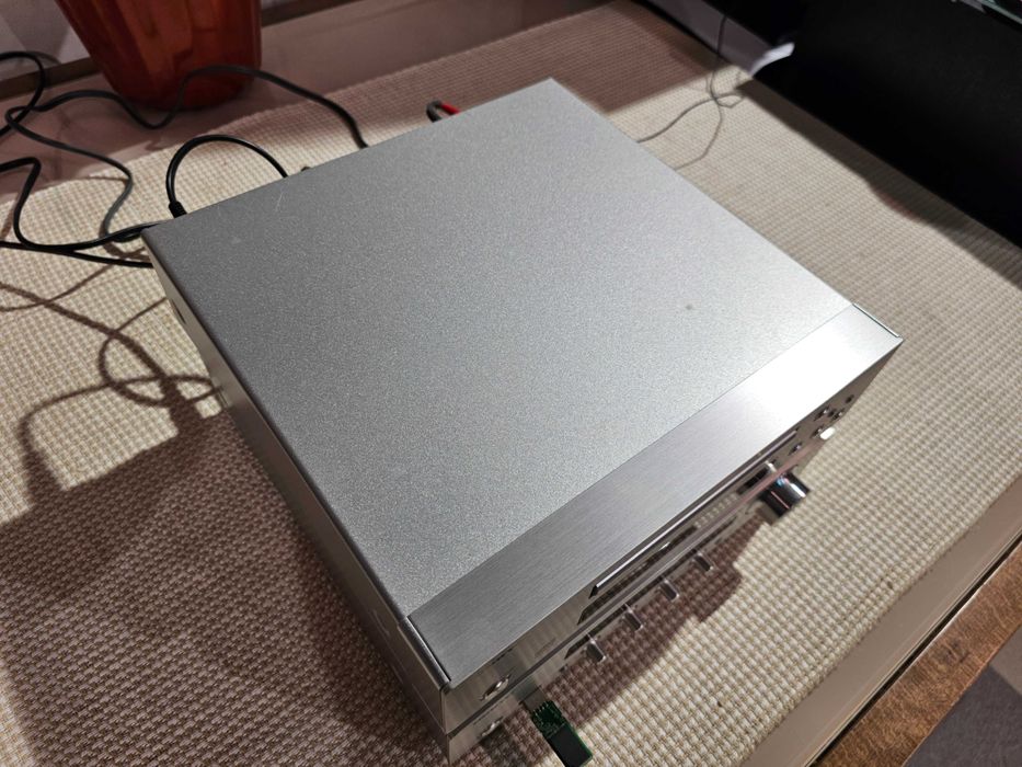 Cистема Onkyo PHA-1045 70 Вт/канал Burr-Brown 192 кГц/24-біт