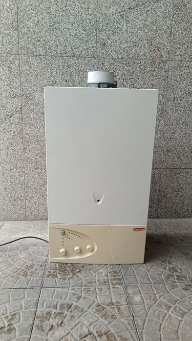 Caldeira Ariston Micro Genus Plus