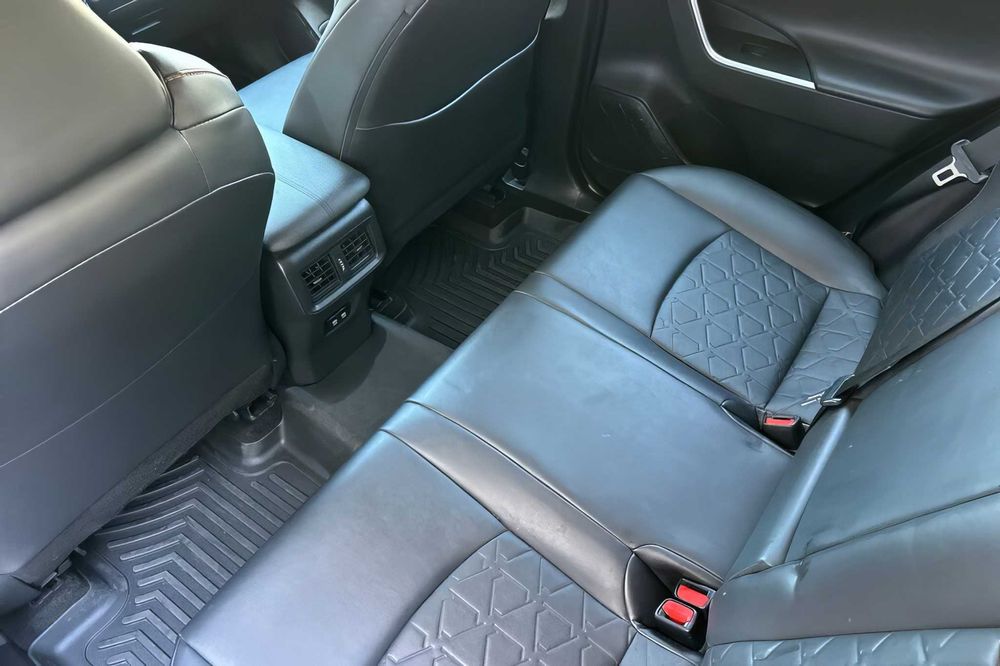 Toyota RAV4 Adventure      2020