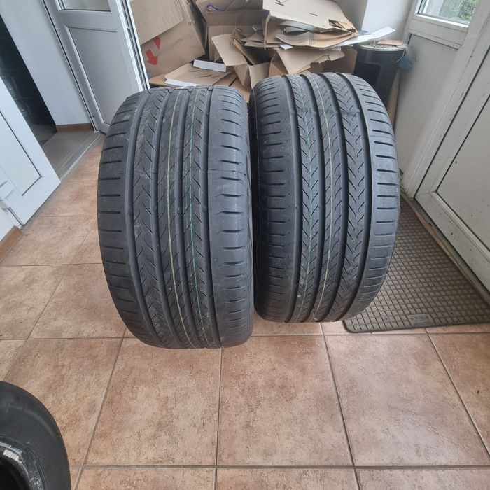 Шини 285/40R20 108W Continental EcoContact6 Q, літо, нові, 2025 р в.
Ціна за 2 шини 16000 грн.
Відправляю НП, Делівері.