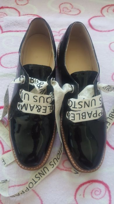 Zara Woman - sliczne lakierowane buty-39