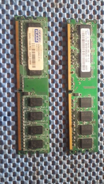 Оперативна пам'ятьDDR2. 1Gb. Samsung