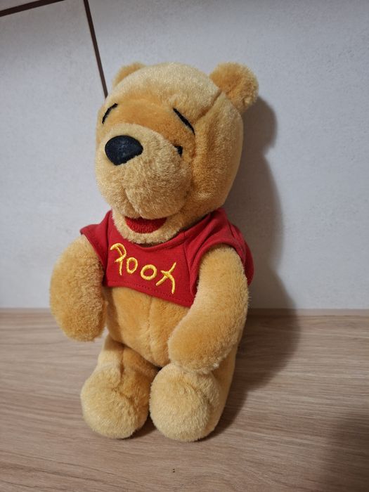 Kubuś Puchatek pluszak maskotka 25 cm