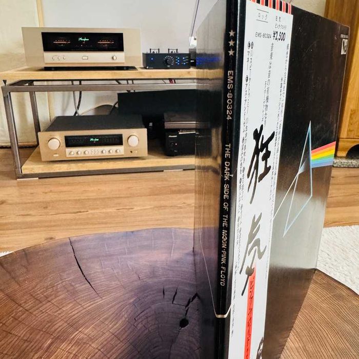 Pink Floyd	Dark Side Of The Moon	EX-/EX+	Japan Obi LP	1974	Emi	EMS-803