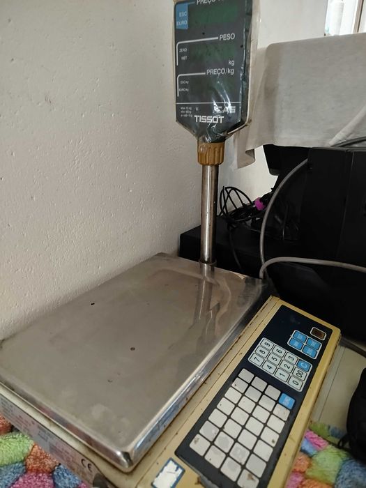 Balança digital "Tissot" a funcionar em pleno