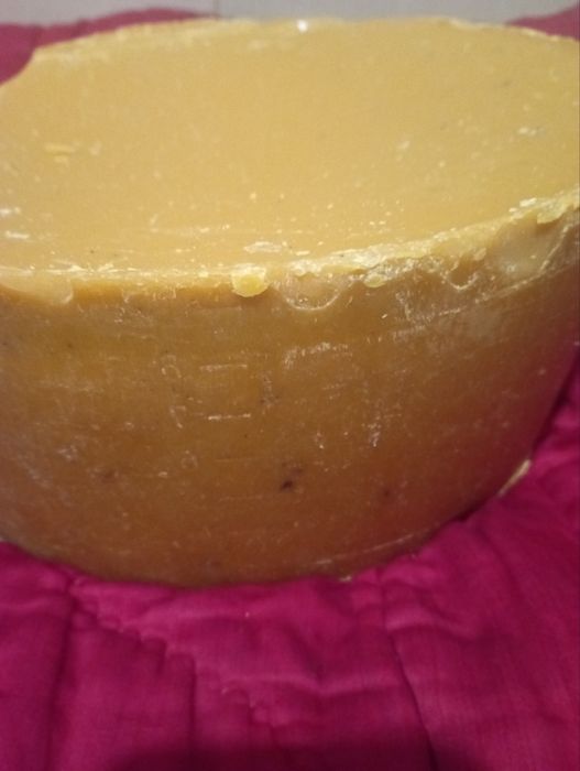 Продам воск пчелиный