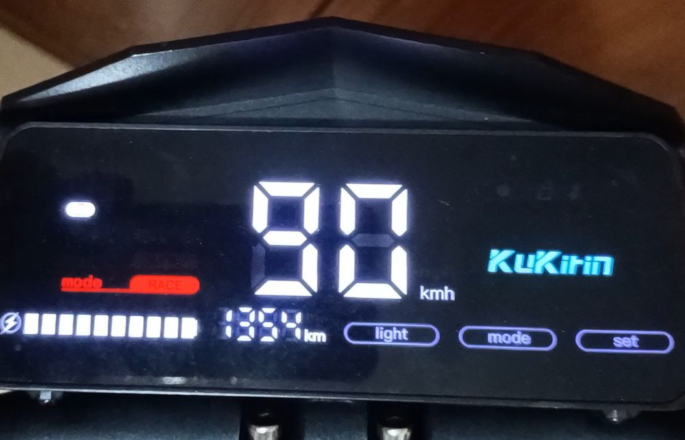 Trotinete kukirin G4
