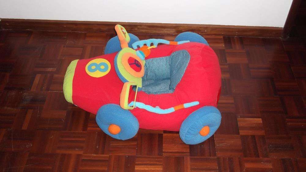 carrinho para bebé muito bonito