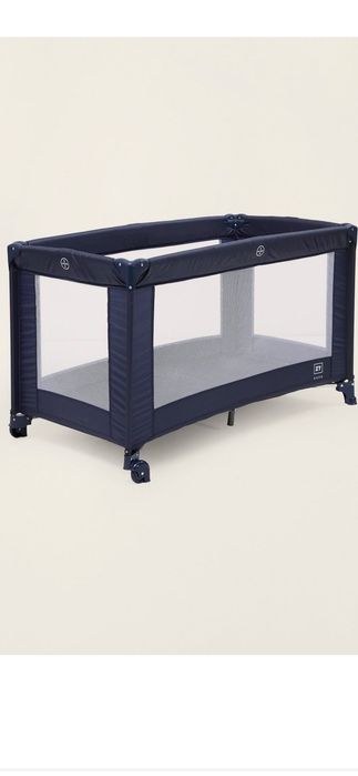 Cama para bebê nova com colchão