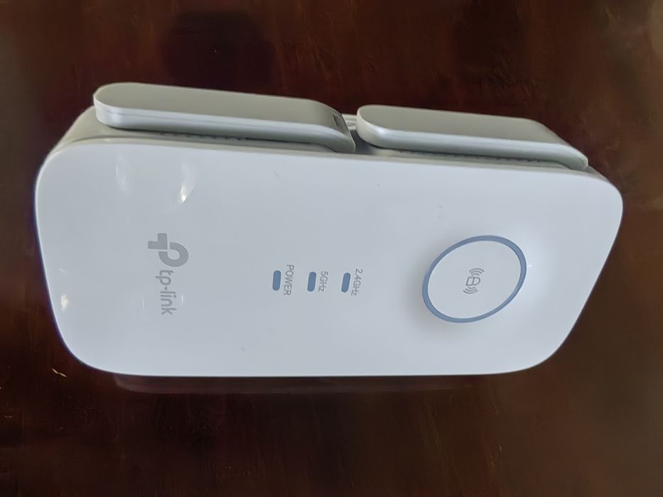 Підсилювач Wi-Fi сигналу TP-Link RE650.