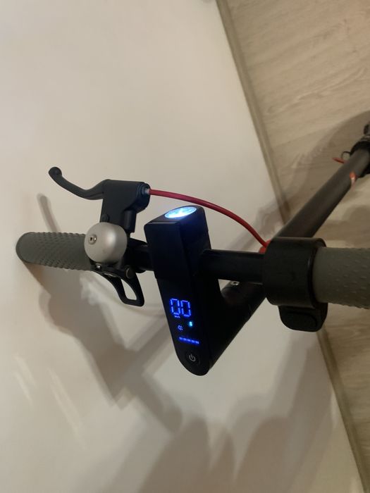 Електросамокат Xiaomi M365 Pro