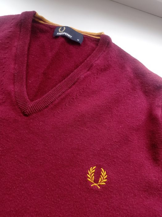 Светр та куртка Fred Perry