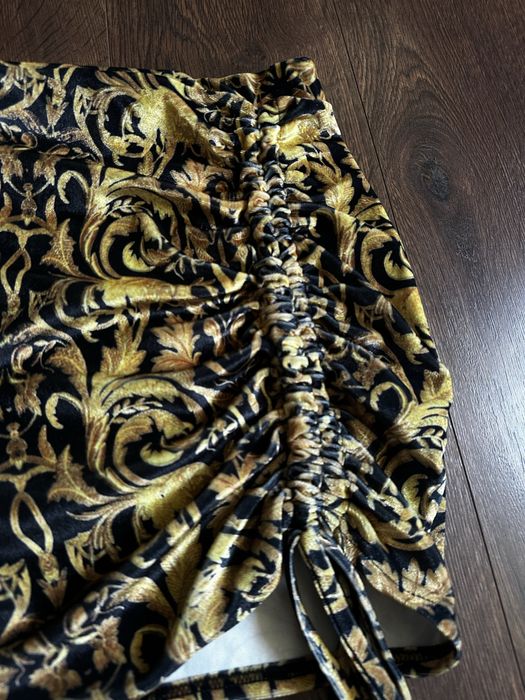 Юбка в стиле versace