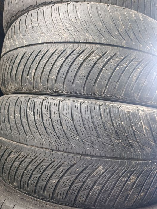 235/55/17 Michelin pilot alpin
