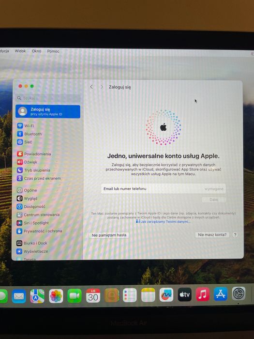 Apple MacBook Air 2019 / Intel i5 / 8GB RAM / 256 SSD / 13”