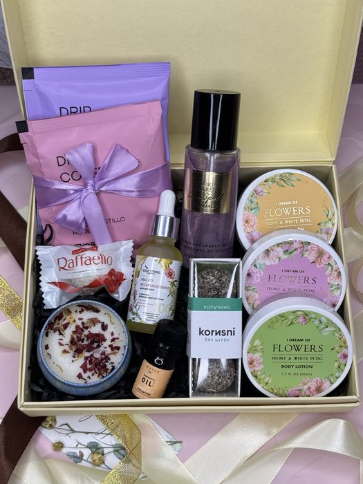 Подарунковий бокс для дівчини/жінки