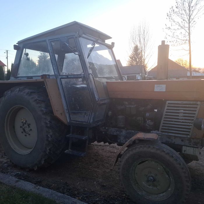 Sprzedam URSUS  C385 i pług