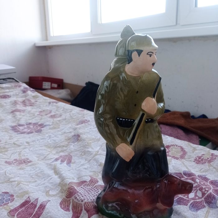 Продам штоф Мисливець