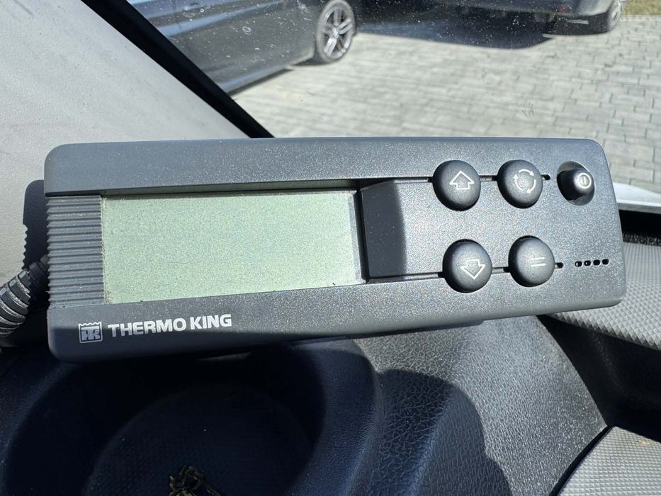 Chłodnia Renault Master