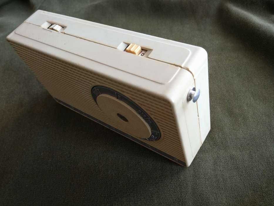 Radio " Koliber 3 "   100%  Sprawne